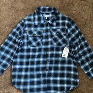 Time and Tru Women’s Black and Blue Plaid Button Down Shacket